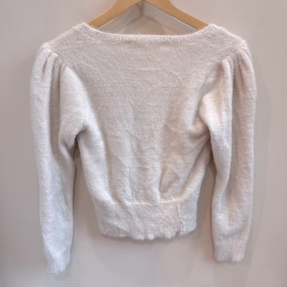 ASTR the Label Y2K Style White Fuzzy Sweater - Picture 2 of 3